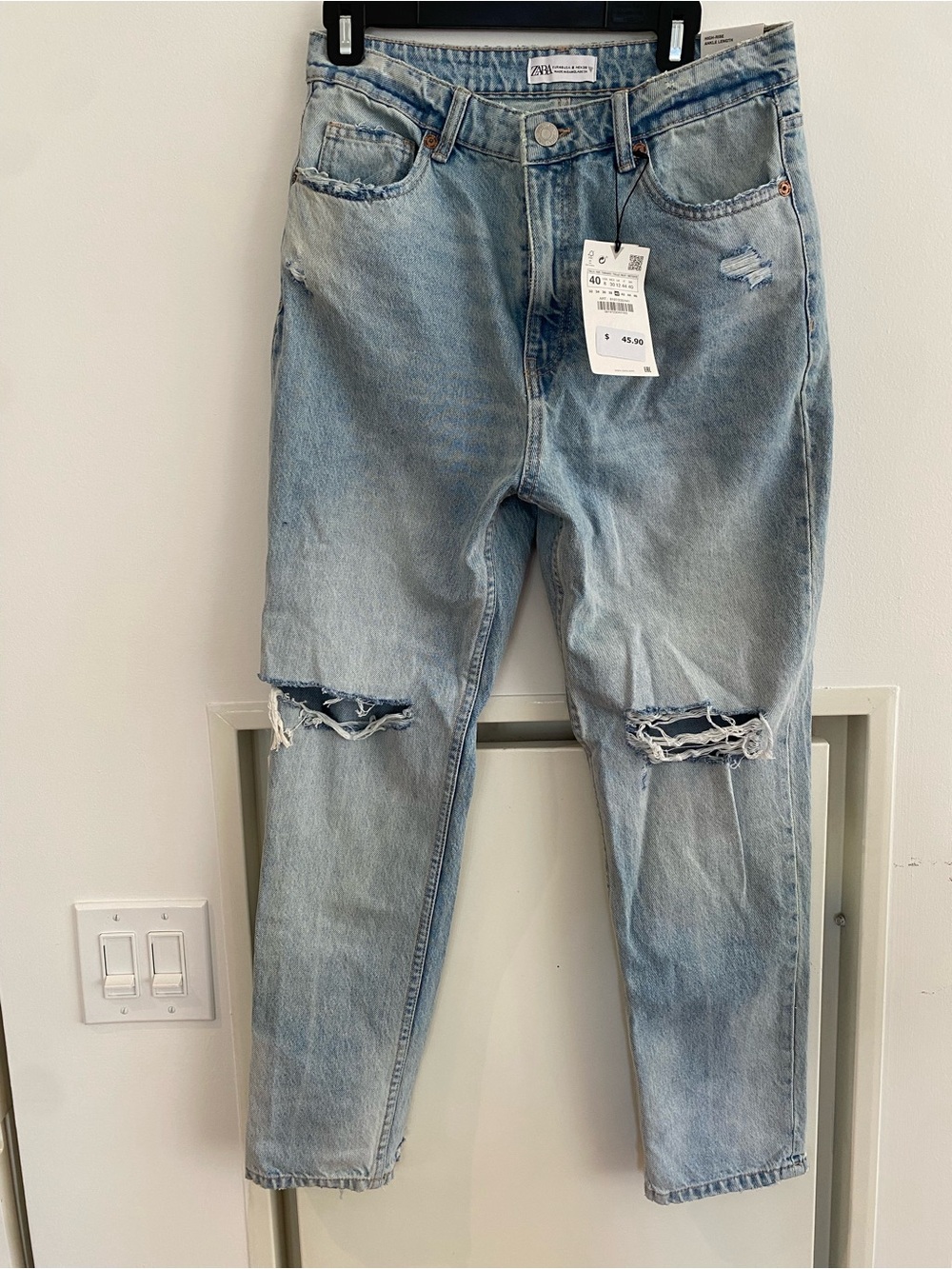 Zara Light Blue Distressed Boyfriend Jeans - Never worn with tags
